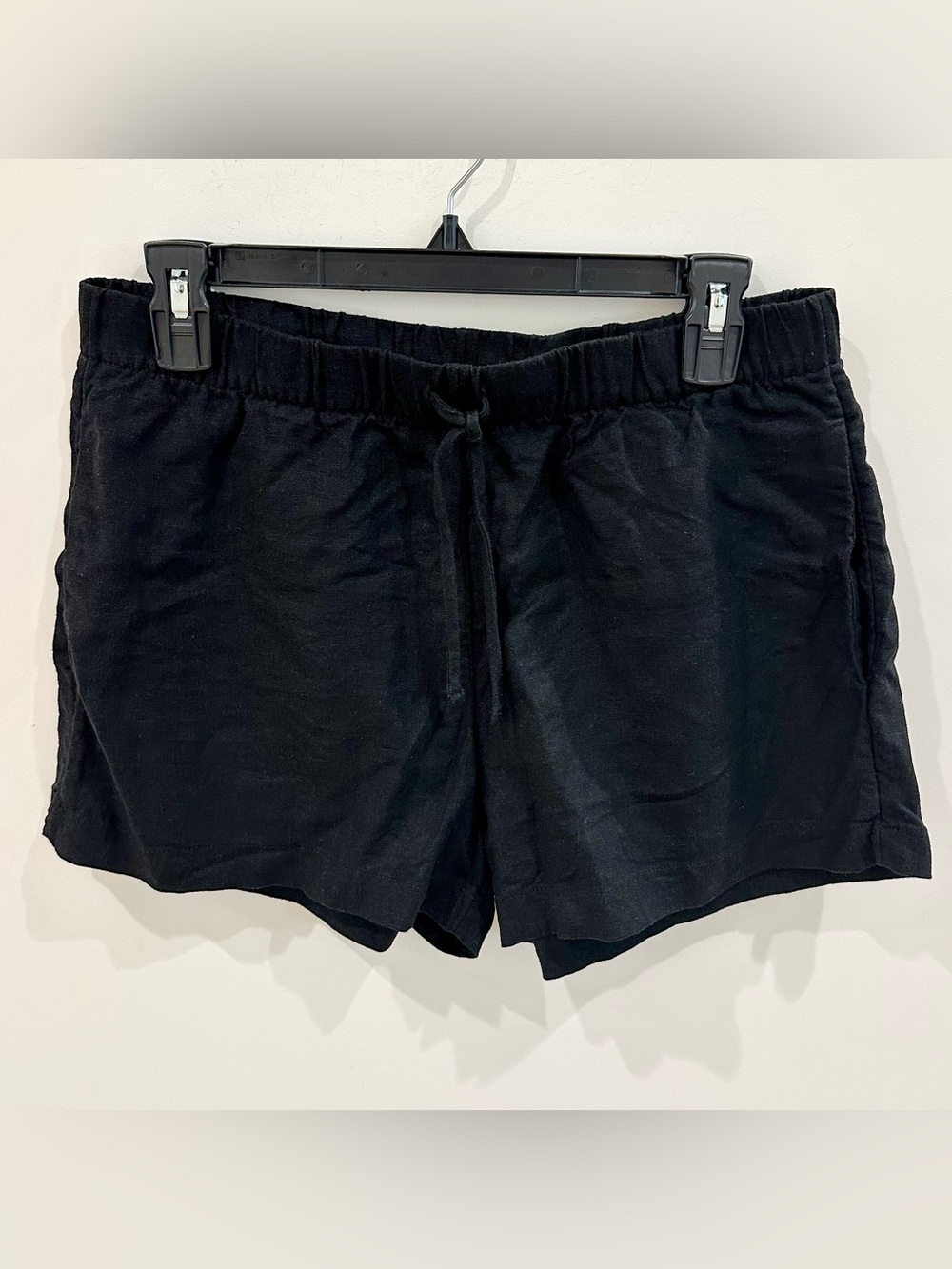 Aritzia The Group Babaton Linen Shorts Size M